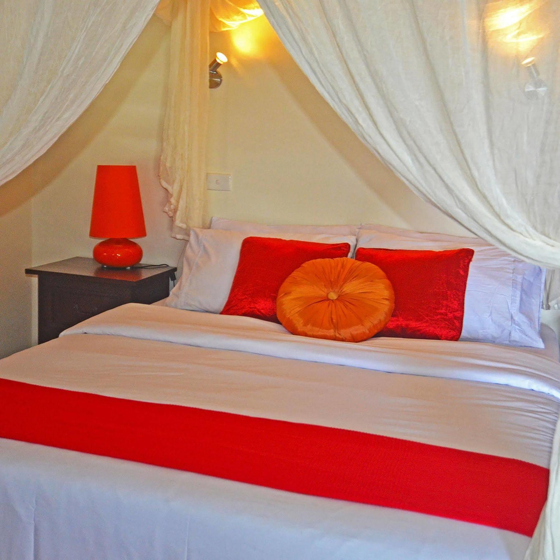 Coco Beach Resort Port Vila Ngoại thất bức ảnh