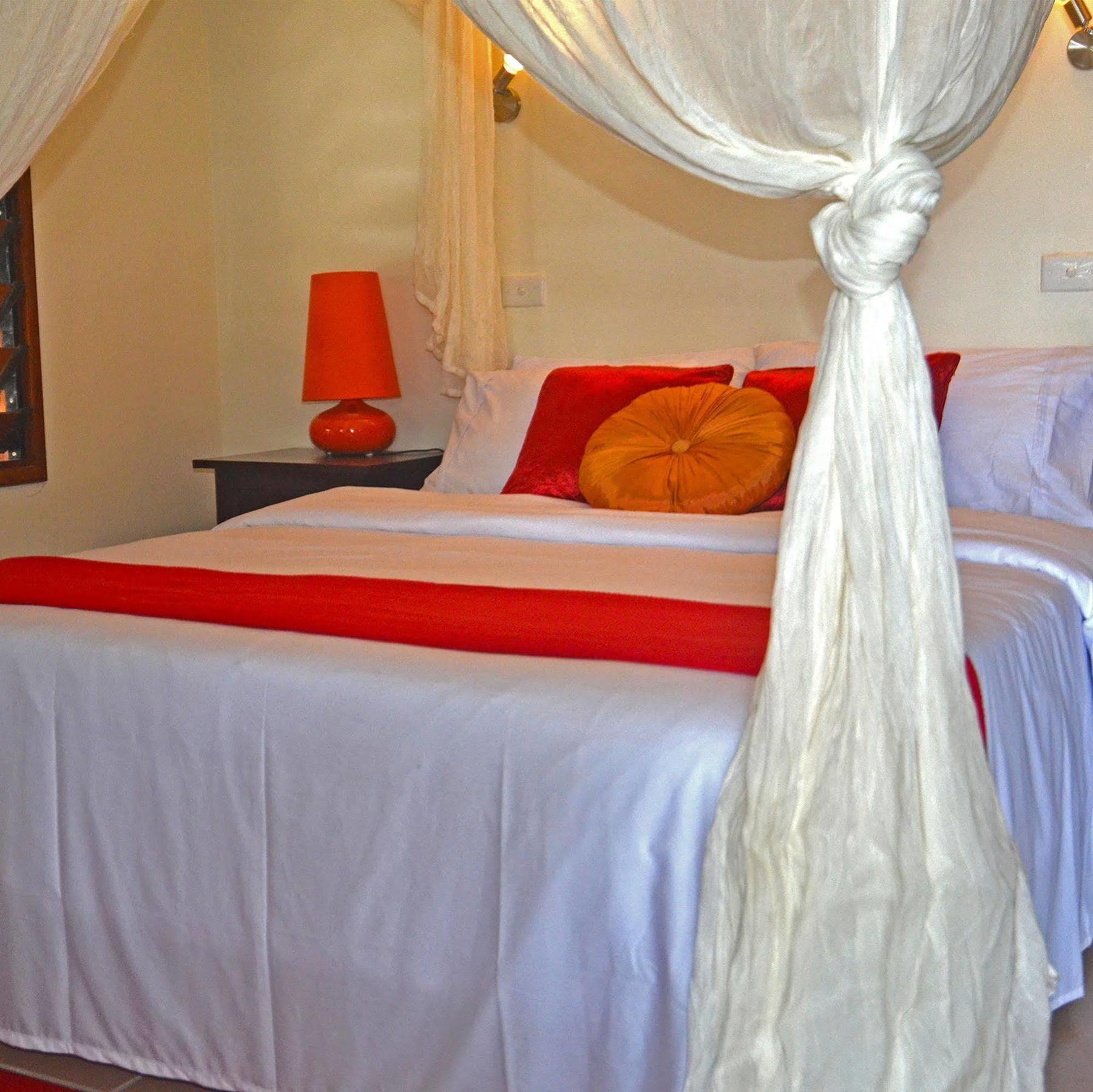 Coco Beach Resort Port Vila Ngoại thất bức ảnh